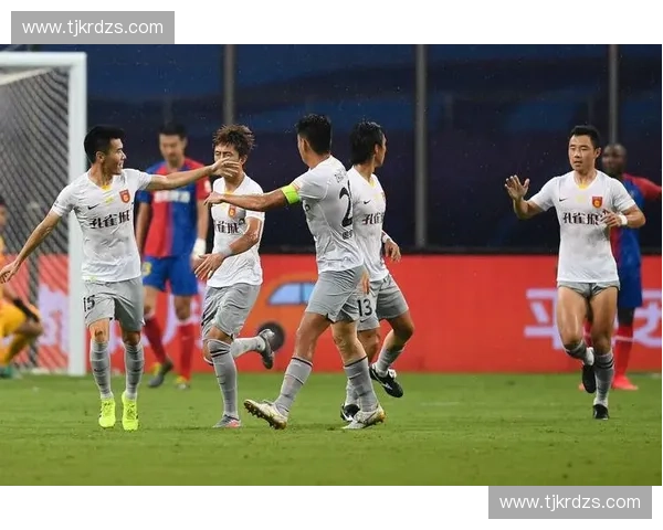 以华夏为核心全景解析未来足球联赛高质量协同创新发展新格局蓝图